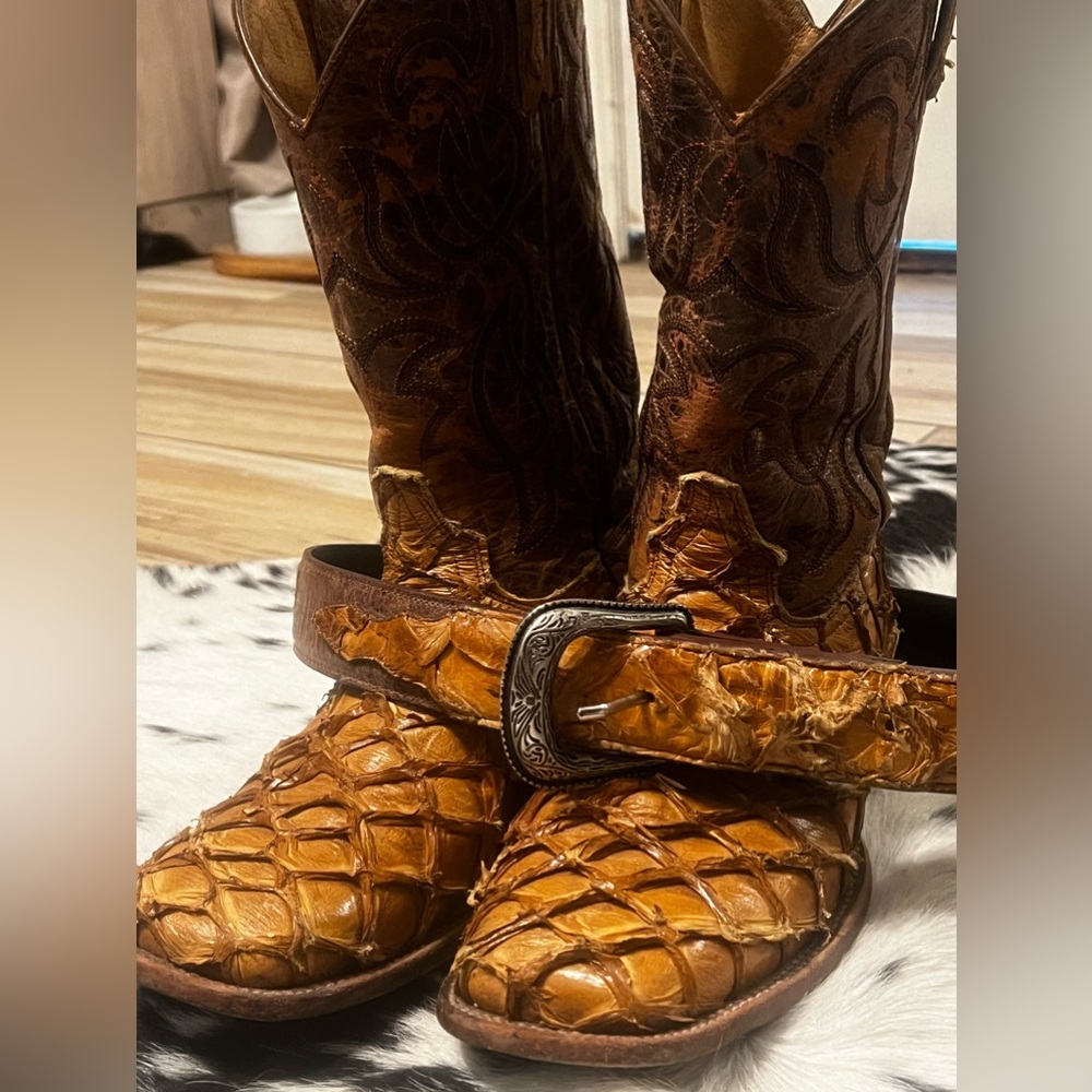 Cody James Pirarucu fish boots 9 1/2D